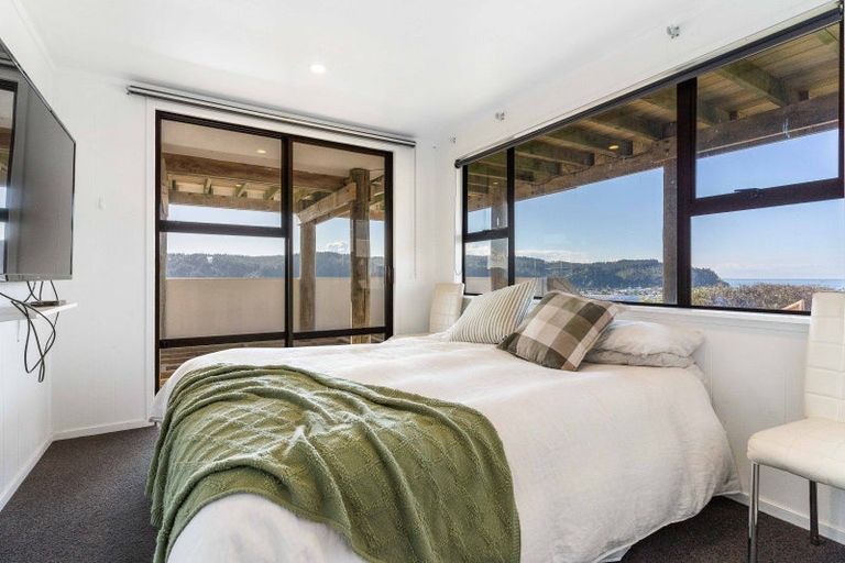 Photo of property in 150 Tirohanga Drive, Whangamata, 3620