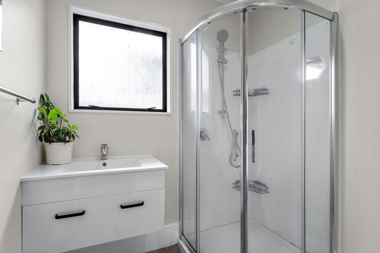 Photo of property in 9 Settlement Road, Kaiwaka, 0573