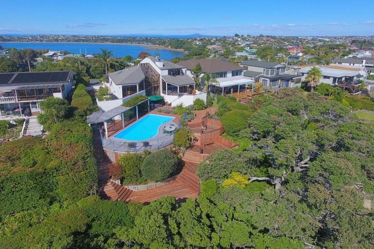 Photo of property in 74 Ardern Avenue, Stanmore Bay, Whangaparaoa, 0932