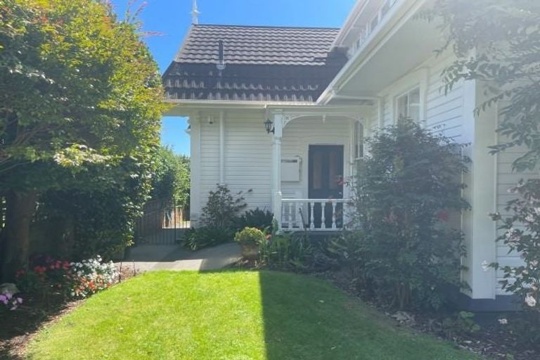 Photo of property in 105 Fourth Avenue, Tauranga, 3110