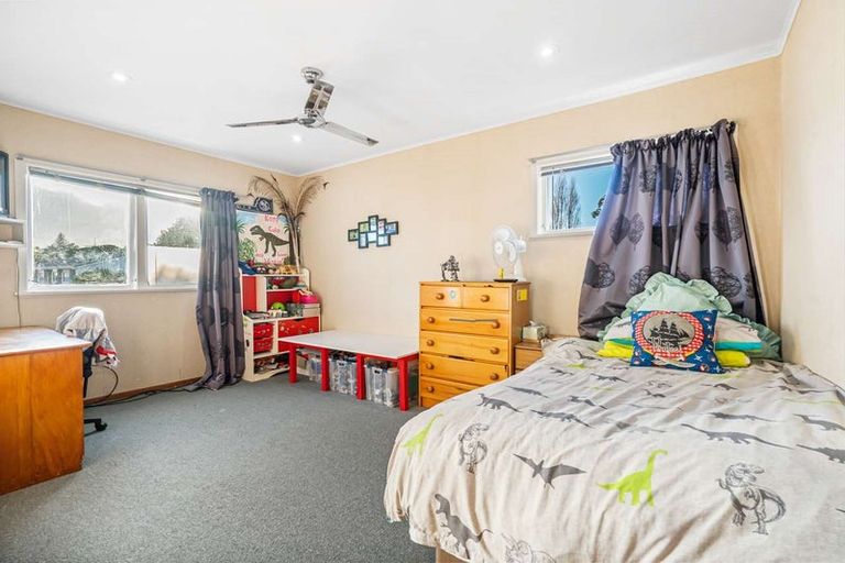 Photo of property in 19 Wanaka Place, Pakuranga Heights, Auckland, 2010