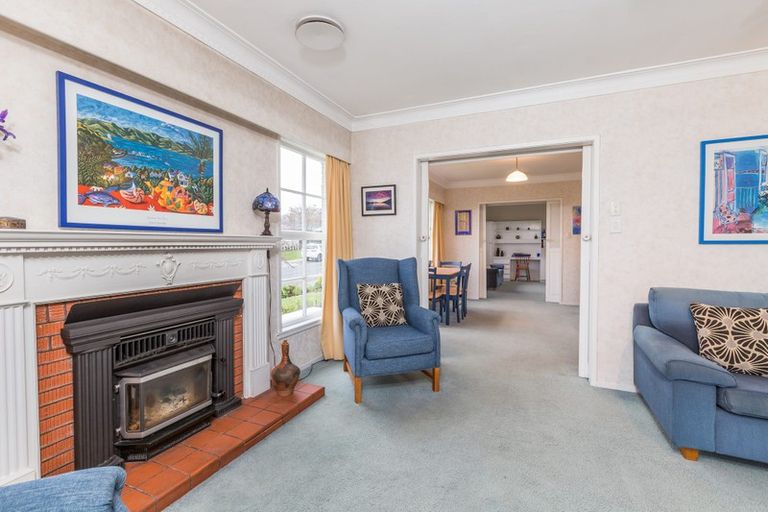 Photo of property in 8 James Cook Street, Havelock North, 4130