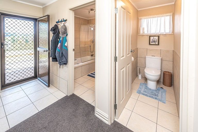 Photo of property in 36 Parkdale Drive, Aramoho, Whanganui, 4500