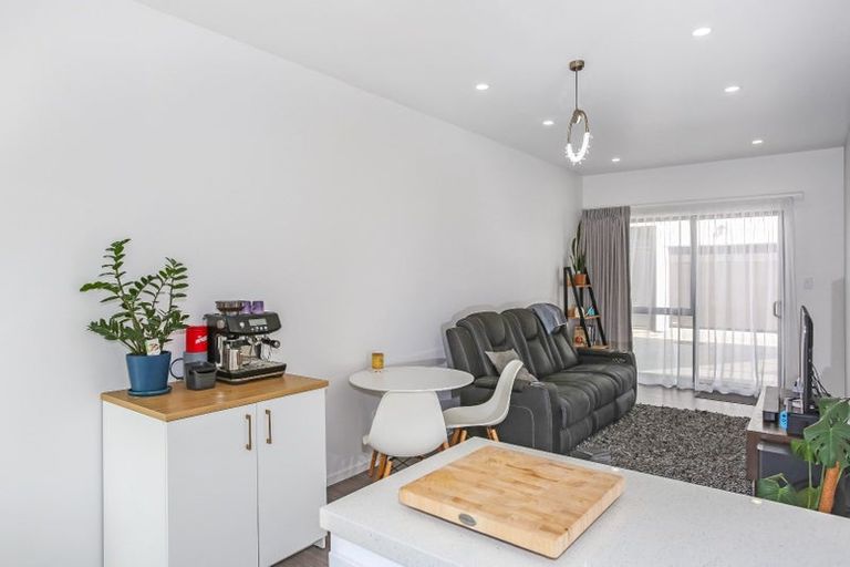 Photo of property in 13 Pasla Close, Papakura, 2110