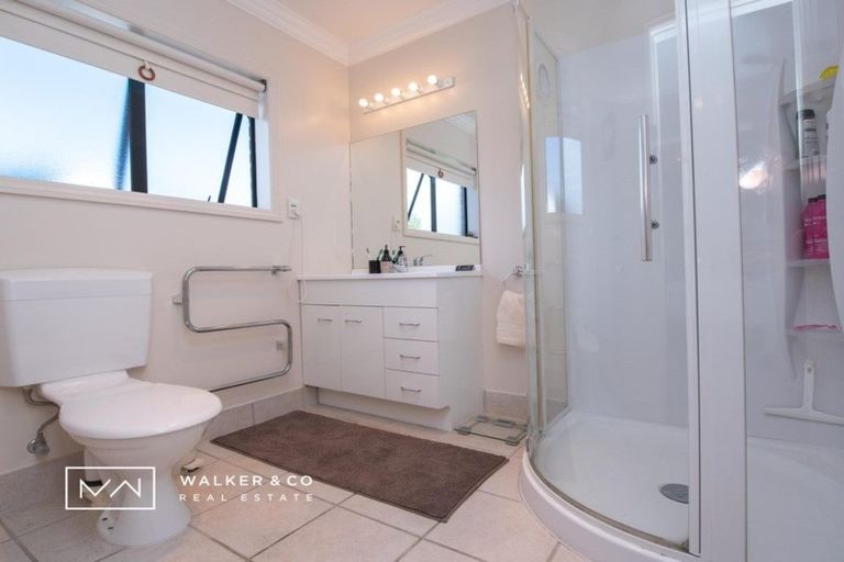 Photo of property in 45 Clearwater Terrace, Brown Owl, Upper Hutt, 5018