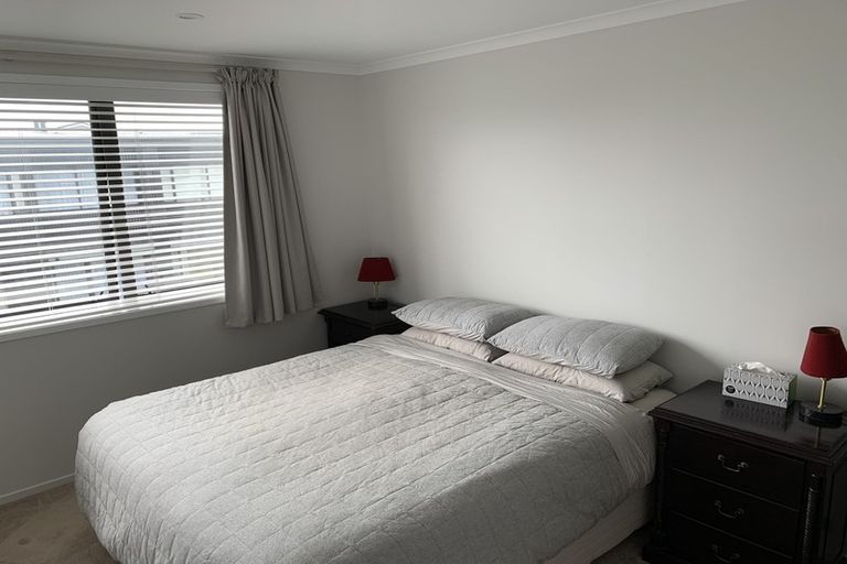 Photo of property in 11 Piko Lane, Hobsonville, Auckland, 0616