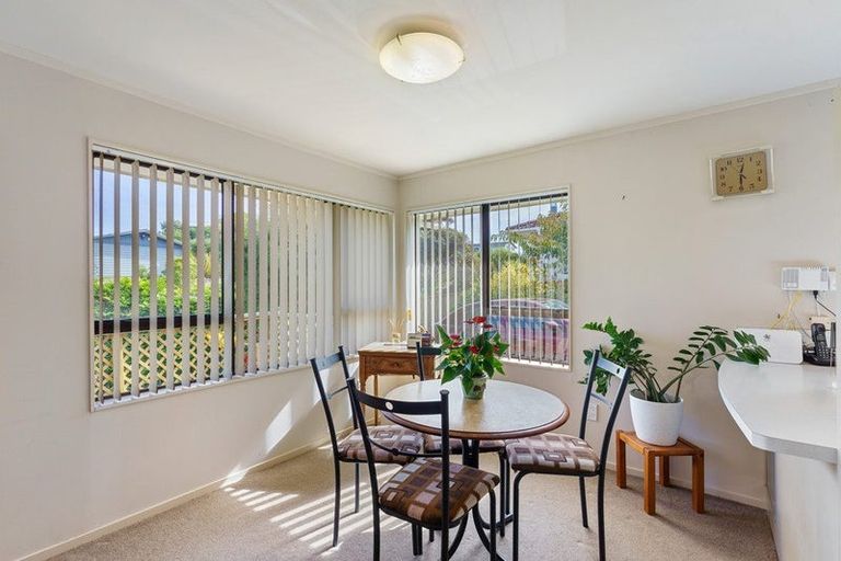 Photo of property in 28 Weggery Drive, Waikanae Beach, Waikanae, 5036