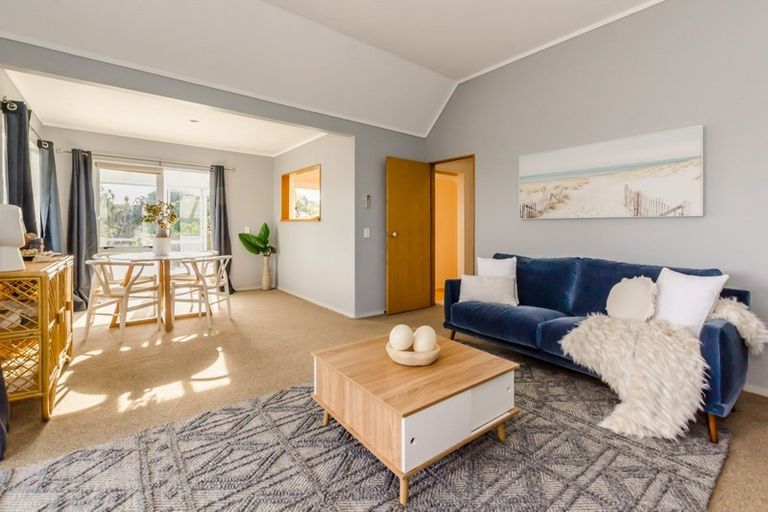 Photo of property in 18 Kohutuhutu Road, Raumati Beach, Paraparaumu, 5032