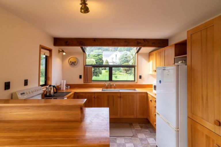 Photo of property in 6 Julius Place, Akaroa, 7520