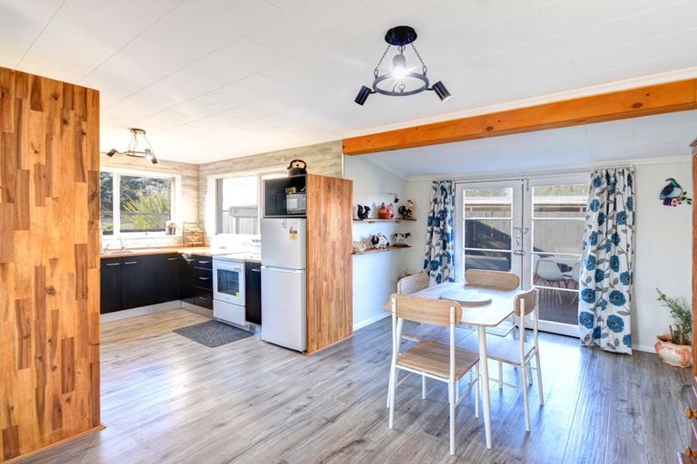 Photo of property in 3 Cherry Lane, Milton, 9220