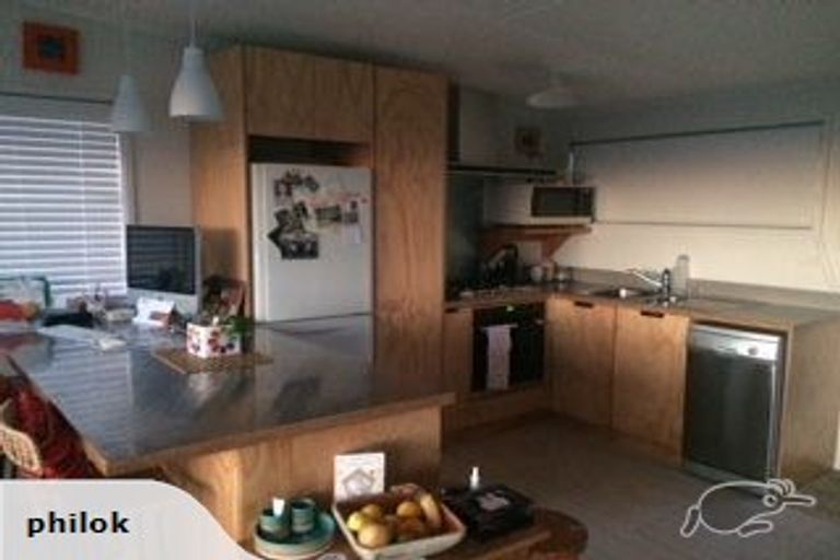 Photo of property in 54 Field Way, Waikanae Beach, Waikanae, 5036