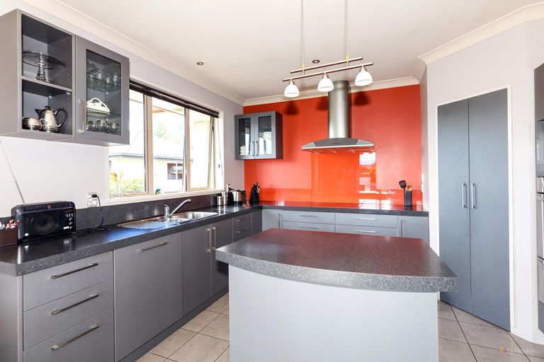 Photo of property in 9 Tancred Street, Geraldine, 7930