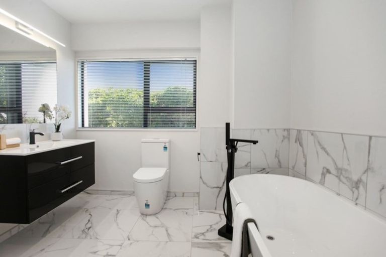 Photo of property in 5 Delhi Place, Cashmere, Christchurch, 8022