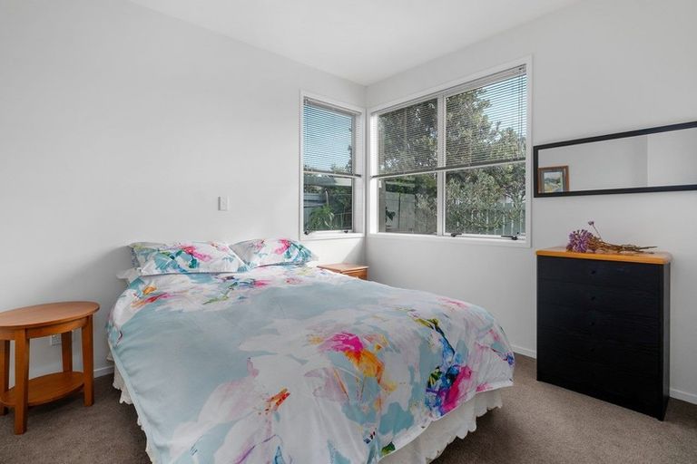 Photo of property in 10 Coprosma Close, Papamoa Beach, Papamoa, 3118