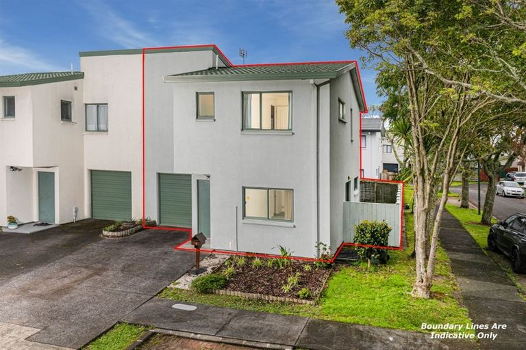 Photo of property in 16 Vitex Lane, Henderson, Auckland, 0612