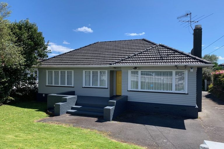 Property details for 1/120 Marua Road, Ellerslie, Auckland, 1051