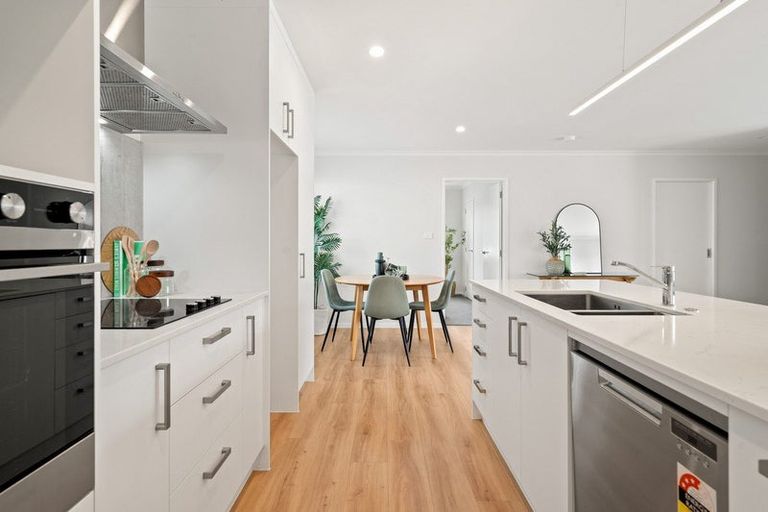 Photo of property in 16a Atuaroa Avenue, Te Puke, 3119