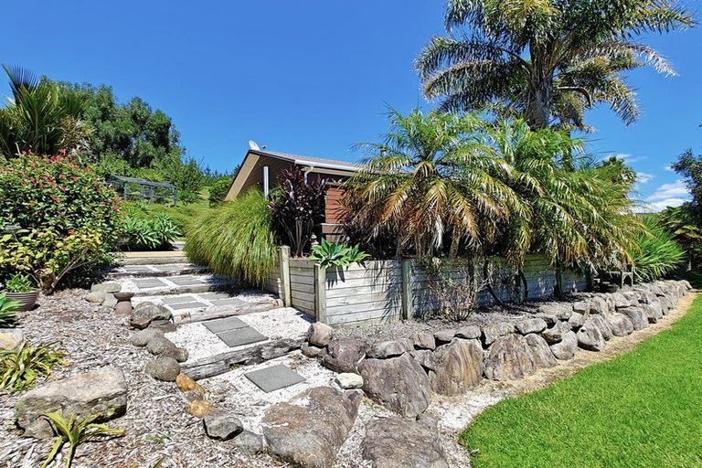Photo of property in 55 Herbert Drive, Whangamata, 3620