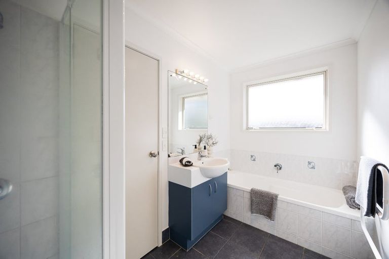 Photo of property in 25 Blue Heron Rise, Stanmore Bay, Whangaparaoa, 0932