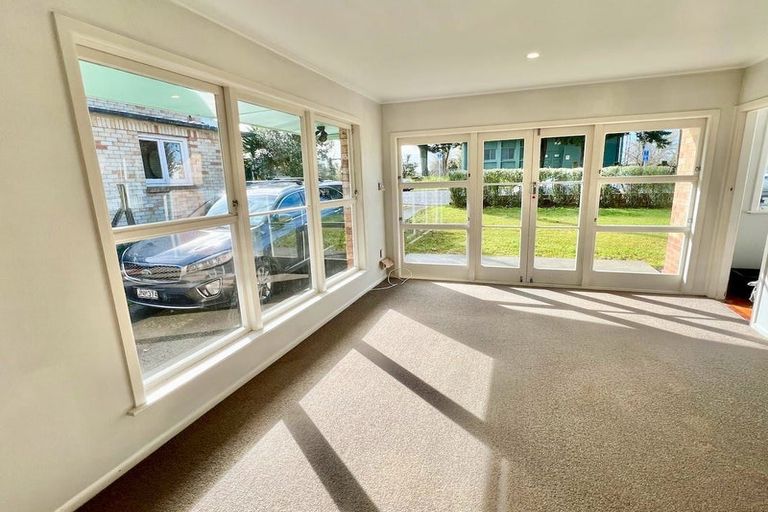 Photo of property in 89 Seddon Road, Frankton, Hamilton, 3204