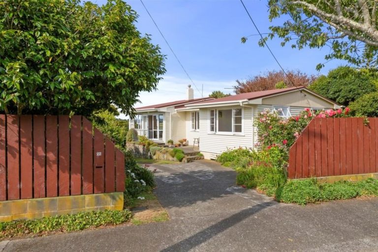 Photo of property in 22 Clifford Street, Hawera, 4610