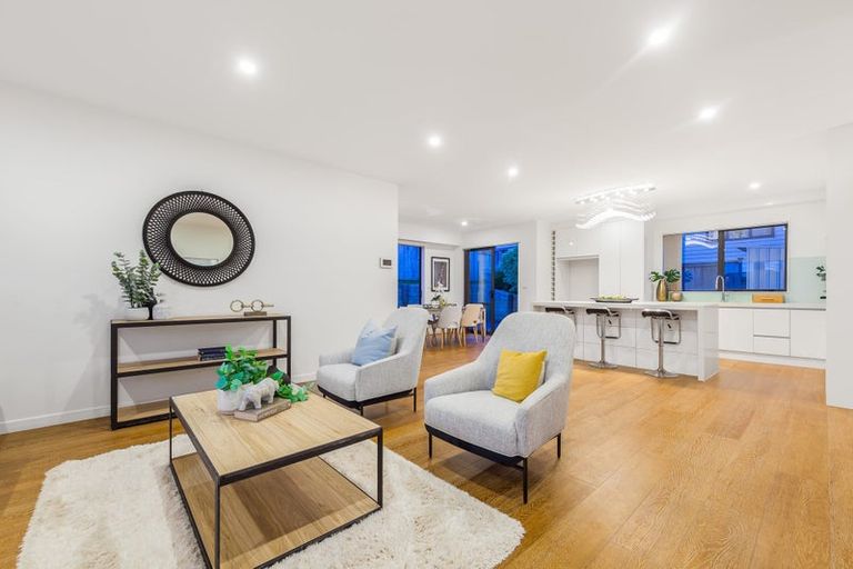 Photo of property in 63 Golden Morning Drive, Albany Heights, Auckland, 0632