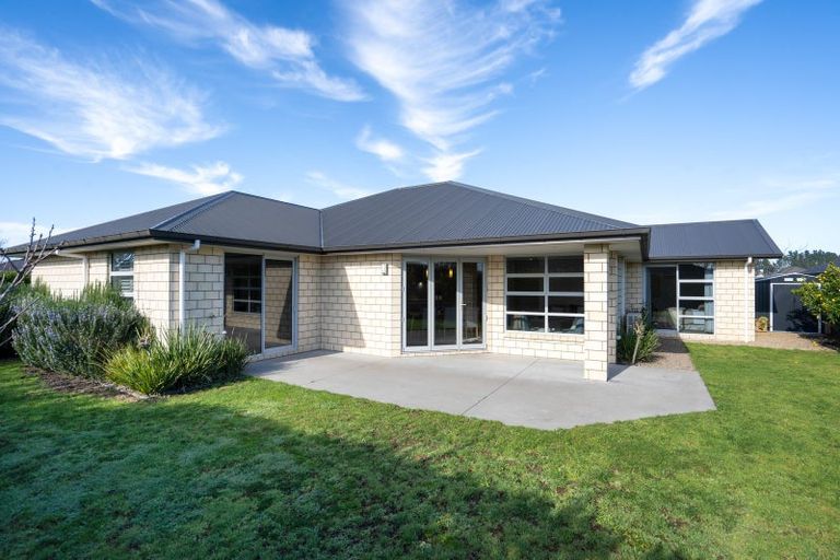 Photo of property in 28 Pengover Avenue, Leamington, Cambridge, 3432