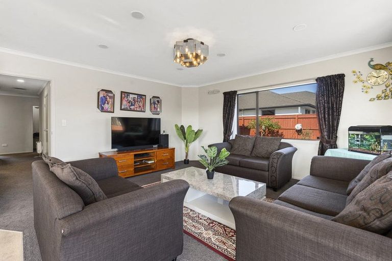 Photo of property in 5d James Drive, Bell Block, New Plymouth, 4312