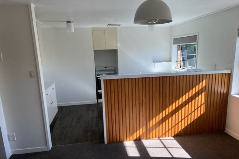 Photo of property in 24 Middle Road, Havelock North, 4130