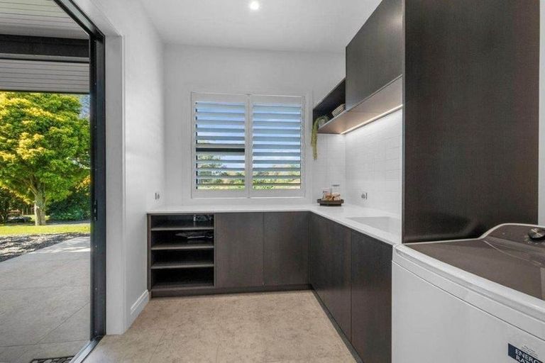Photo of property in 73 Pomona Road, Kumeu, 0891