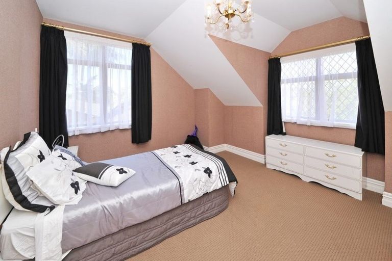 Photo of property in 5 Tington Avenue, Wattle Downs, Auckland, 2103