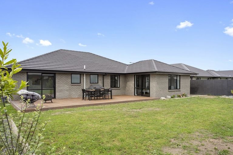 Photo of property in 62 Petries Road, Woodend, 7610