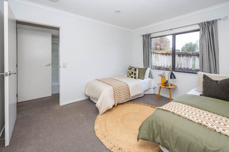 Photo of property in 17 Innswood Place, Rototuna North, Hamilton, 3210