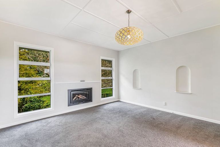 Photo of property in 11 Durey Road, Dairy Flat, Albany, 0792