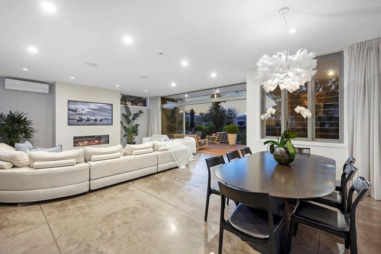 Photo of property in 37 Laurence Street, Manly, Whangaparaoa, 0930