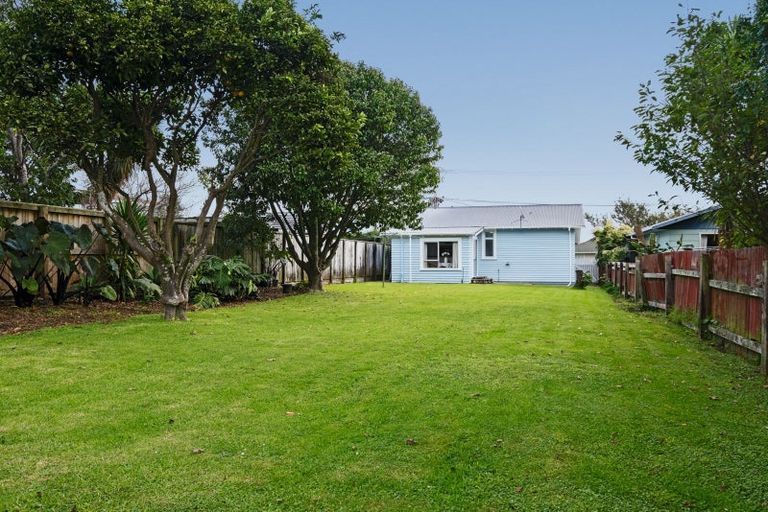 Photo of property in 43 Lyn Street, Lynmouth, New Plymouth, 4310