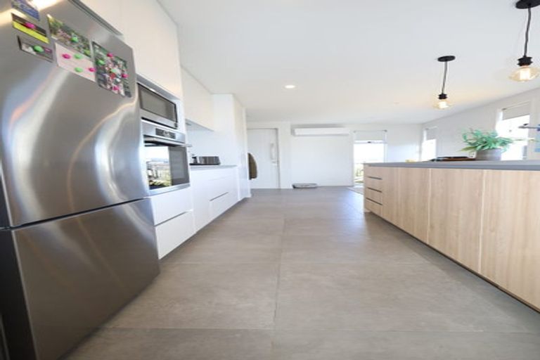 Photo of property in 16 Te Paea Crescent, Papamoa Beach, Papamoa, 3118