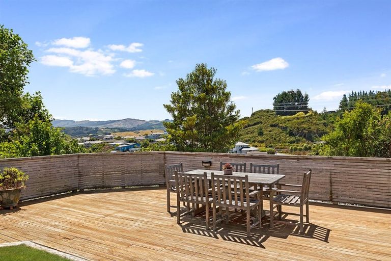 Photo of property in 49 James Cook Drive, Whitby, Porirua, 5024