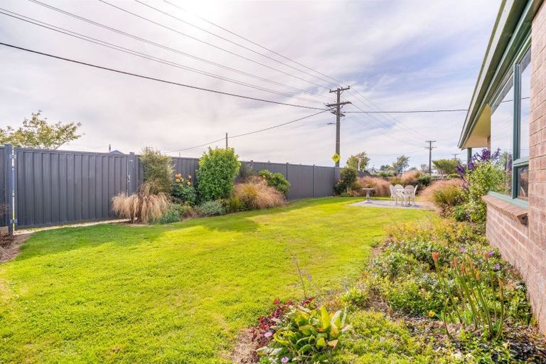 Photo of property in 15 Union Street, Winton, 9720