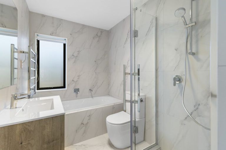 Photo of property in 40c John Downs Drive, Browns Bay, Auckland, 0630