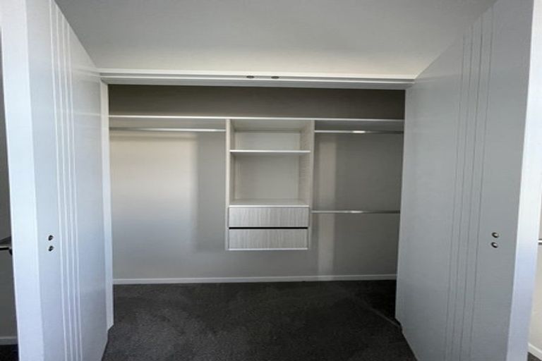 Photo of property in 10 Captain Rings Drive, Papakura, 2110