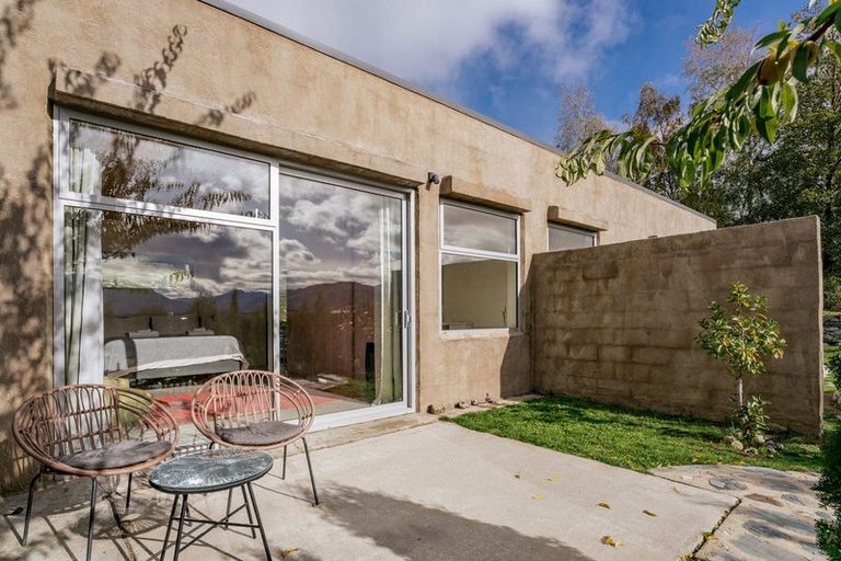 Photo of property in 18 Hidden Hills Drive, Wanaka, 9305