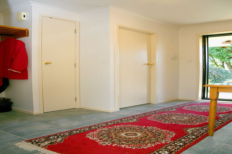 Photo of property in 13 Anton Place, Takanini, 2112