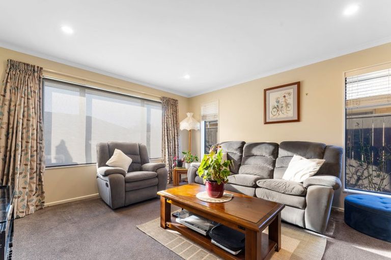 Photo of property in 10 Carmello Grove, Richmond, 7020