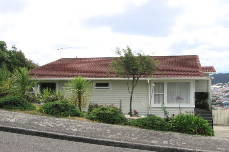 Photo of property in 3 Breton Grove, Kingston, Wellington, 6021