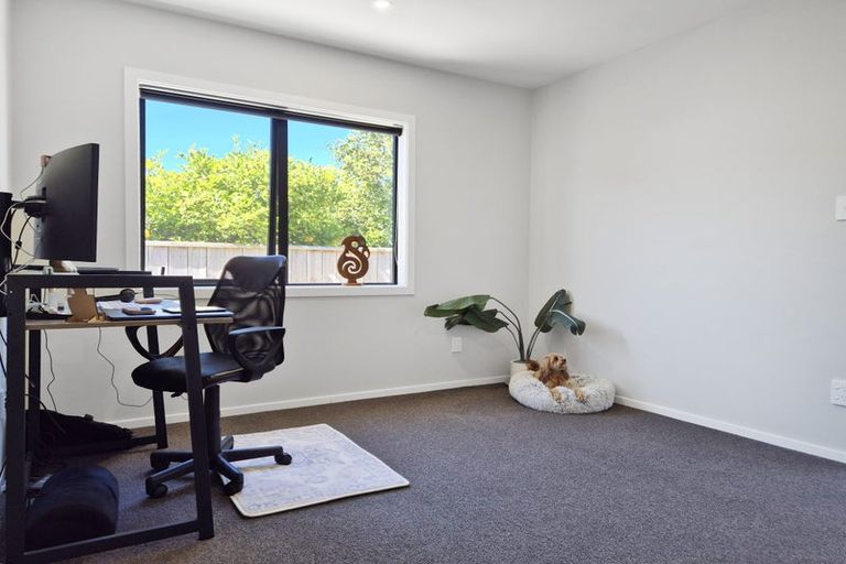 Photo of property in 13-15 Gillespie Street, Taita, Lower Hutt, 5011