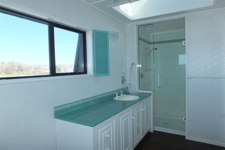 Photo of property in 108 Evans Street, Waimataitai, Timaru, 7910