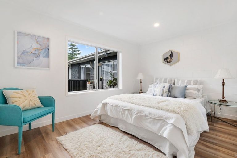 Photo of property in 9b Mander Place, Bucklands Beach, Auckland, 2012