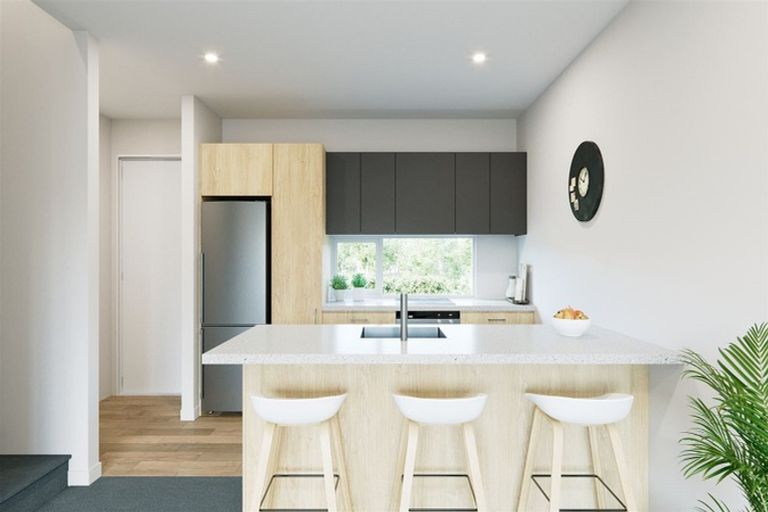 Photo of property in 140 Seaview Road, Westown, New Plymouth, 4310