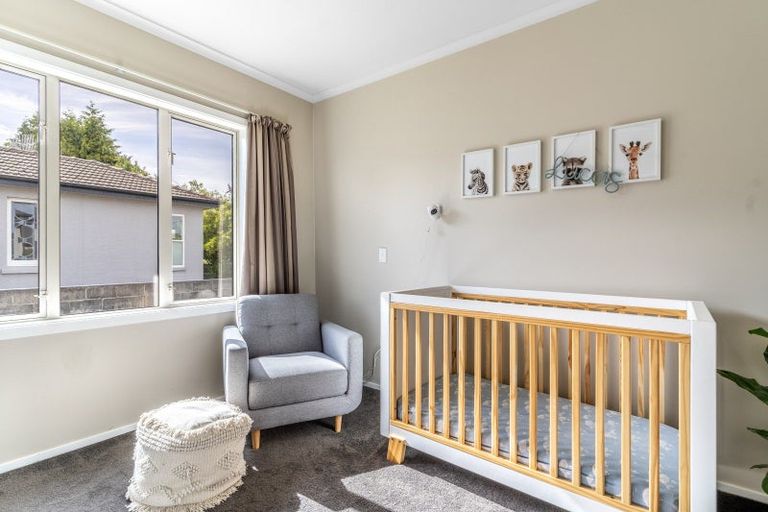 Photo of property in 14 Prince Street, Winton, 9720